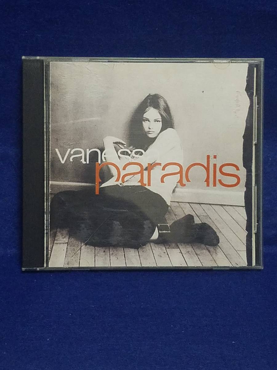 CD005 Vanessa Paradis / Vanessa Paradis 盤面キレイ　ケース使用感有（３ｃｍぐらいのクラックあり）取説はきれいです　まとめ取引歓迎_画像1