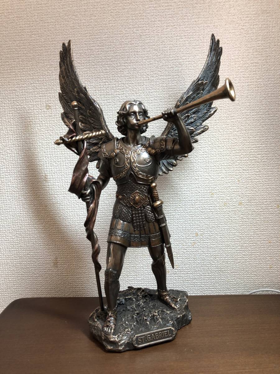 ヤフオク トランペットを持った大天使 聖ガブリエル 彫刻