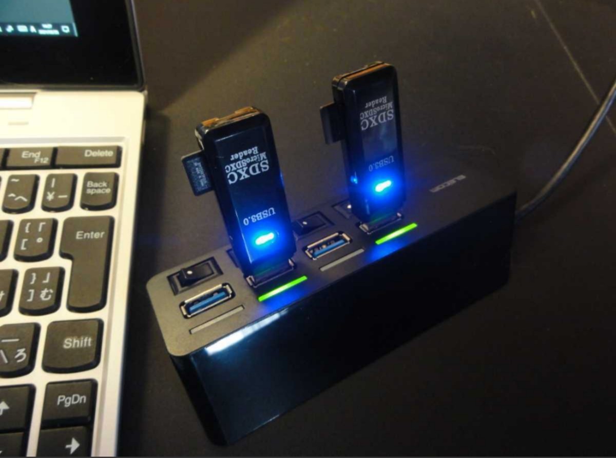 USB3.0 microSD / SDカード カードリーダー！複製コピー向け
