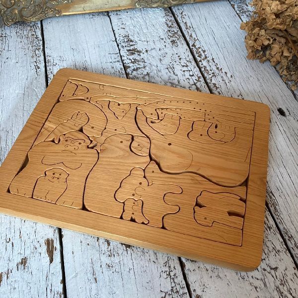 } Vintage * old wood animal puzzle 22P* wooden purity animal * child toy child intellectual training toy * wood grain * nature natural natural * Vintage old tool 
