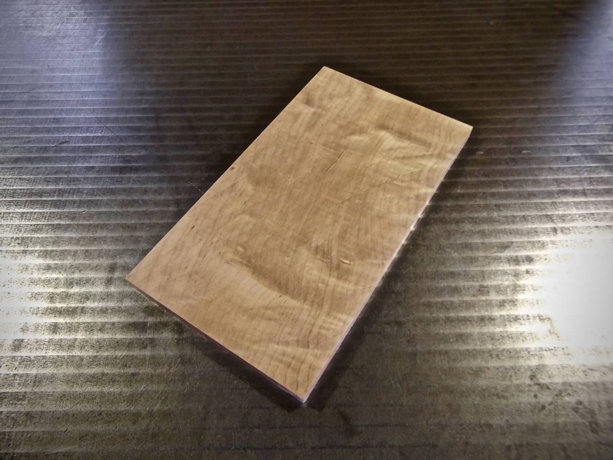  maple .( maple )chijimi. sphere .(300×170×14)mm 1 sheets purity one sheets board free shipping [2683] maple maple camp tool cutting board raw materials wood 