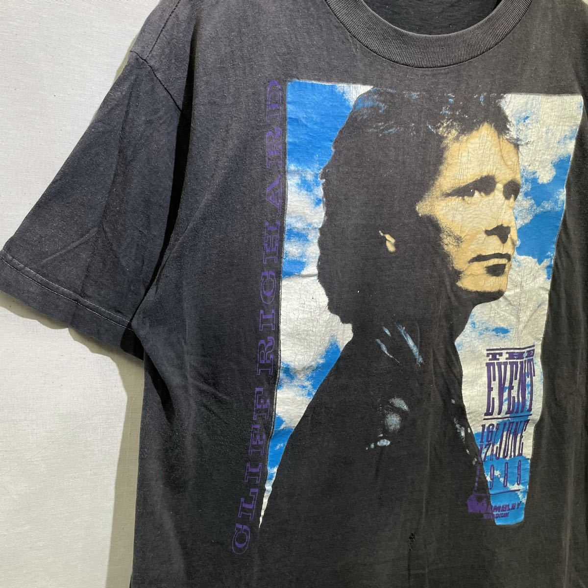 PayPayフリマ｜【希少】'89 CRIFF RICHARD ヴィンテージ Tシャツ XL バンド / アート ムービー Elvis Presley  Beatles Rolling Stones Nirvana 80s 90s