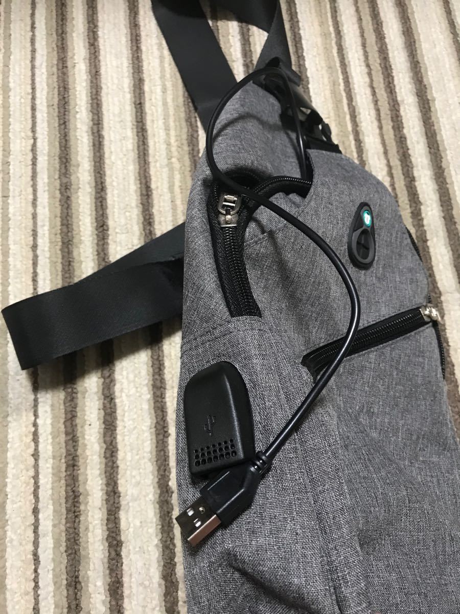 バッグで携帯充電 ショルダーバッグ ボディバッグ かばん 斜め掛け メンズ モバイルバッテリー