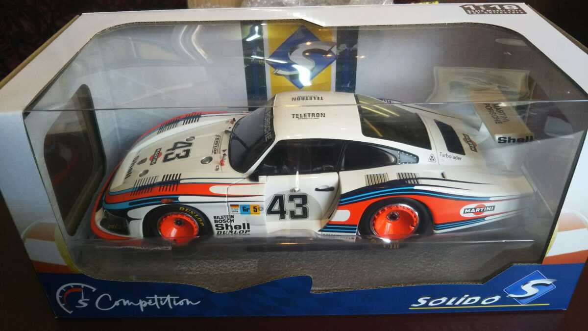  новый товар 1/18 Porsche 935 #43