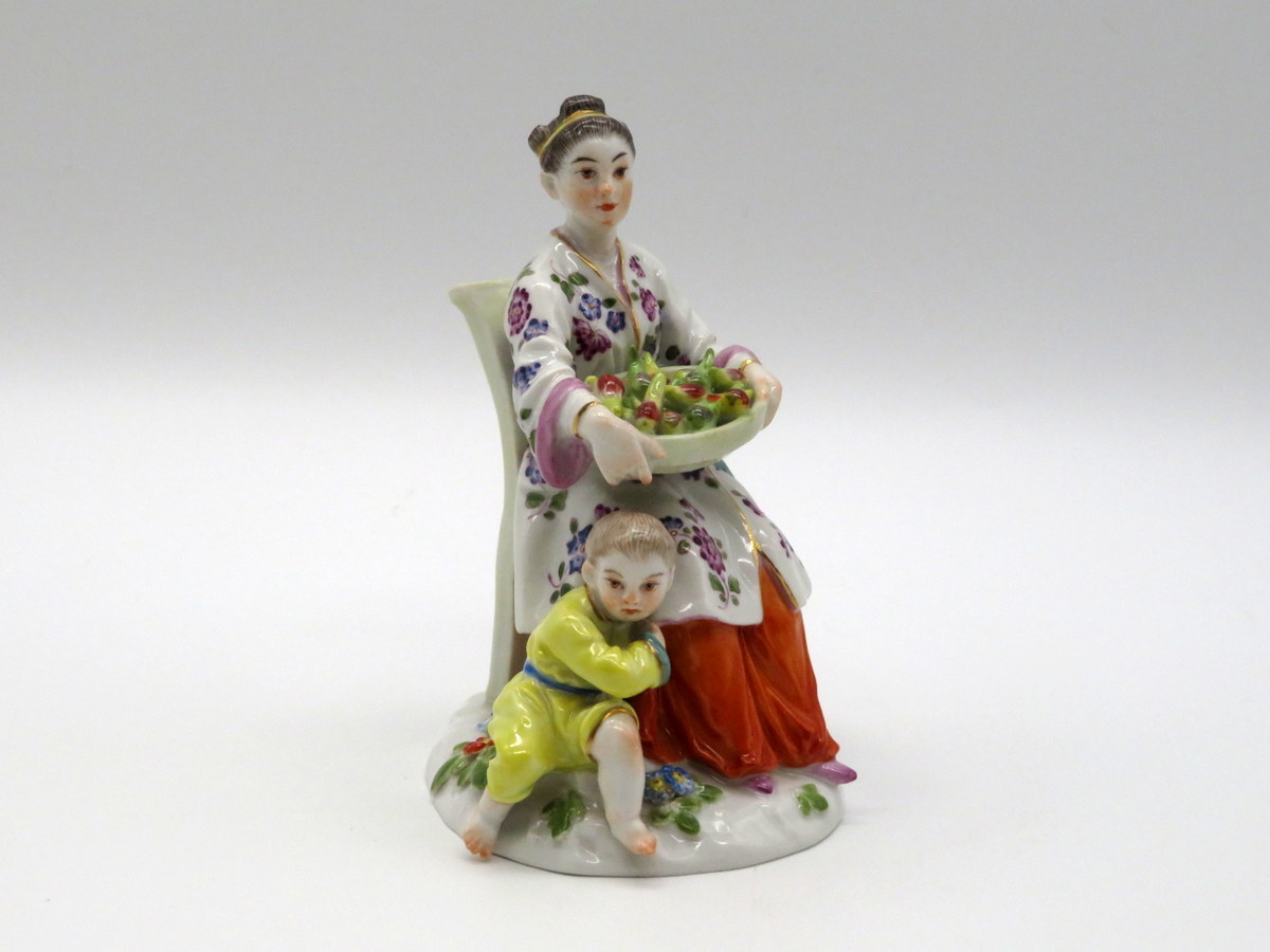 マイセン Meissen 本物保証 一級品 無疵完品 母親と子供 東洋人 中国人 中華人 ケンドラー造 ジャポニズム フィギュリン 人形 フィギュア