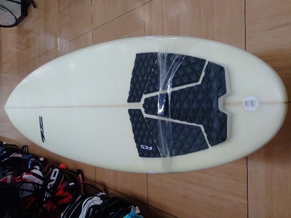 7S 6'3” サーフボード 店舗受取可 richproducts.com.au