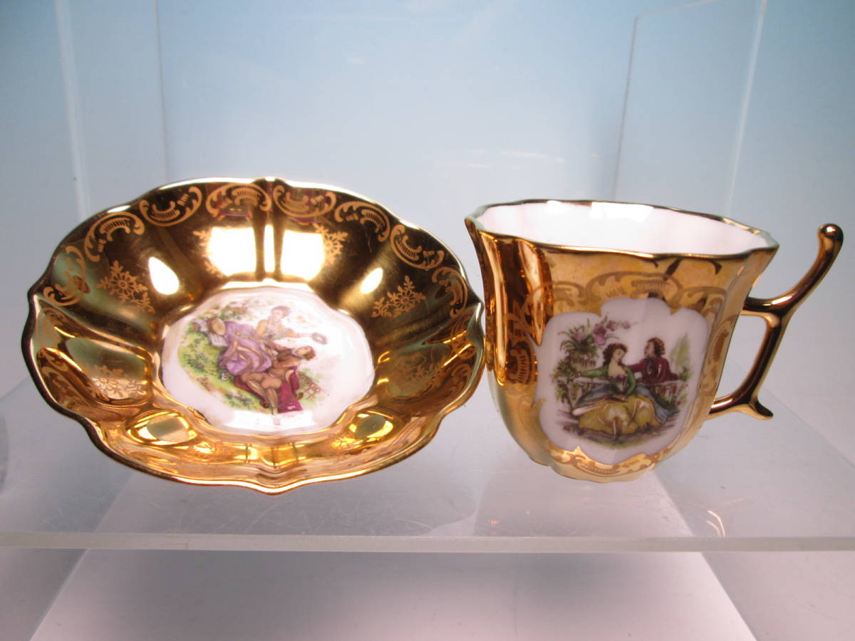 ☆西洋古陶磁 Limoges リモージュ 金彩恋人文デミタスカップ&ソーサー_画像3