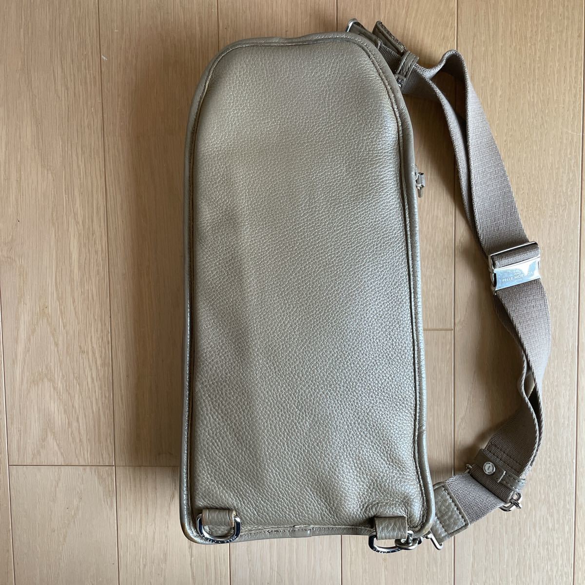 大切な 最終価格 PELLEMORBIDA ペッレモルビダ トープ 中古 ボディ