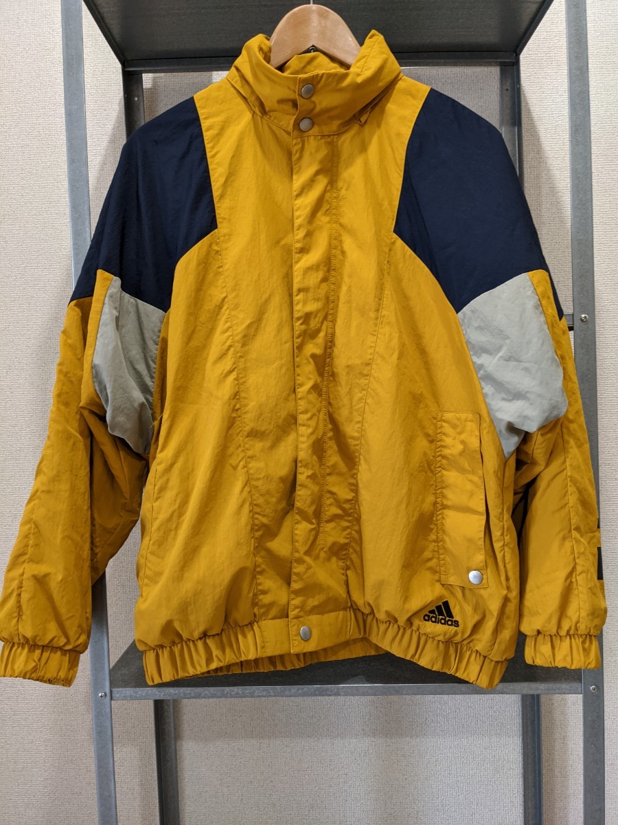 美品 アディダス スリーストライプス ナイロンジャケット 黄色 美品 アディダス スリーストライプス ナイロンジャケット 黄色