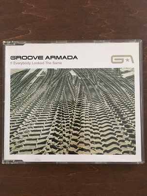 CD/GROOVE ARMADA/If Everybody looked The Same/【J13】/中古_画像1