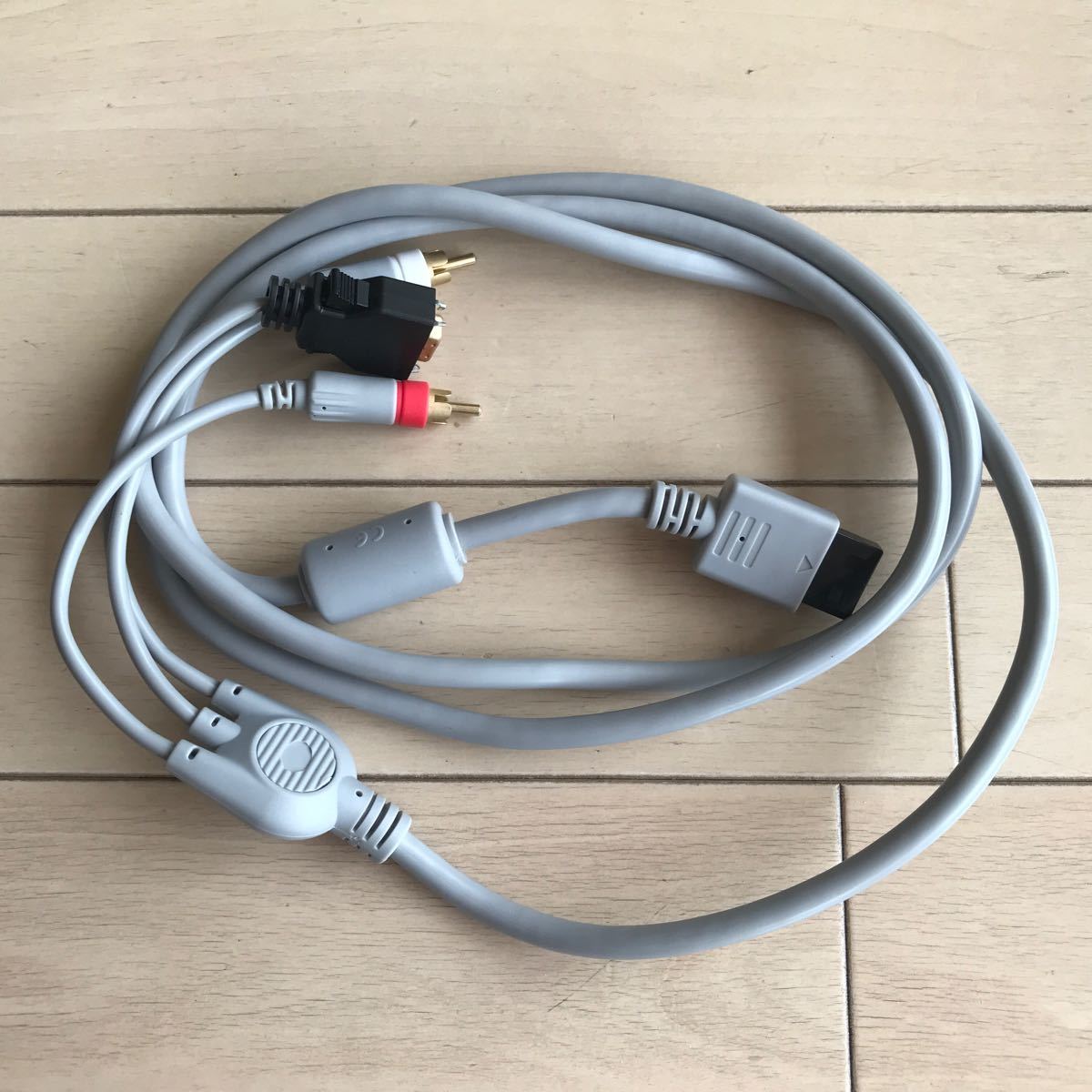 Paypayフリマ Wii Wiiu用 D端子 接続ケーブル Paypayフリマ Wii Wiiu用 D端子 接続ケーブル