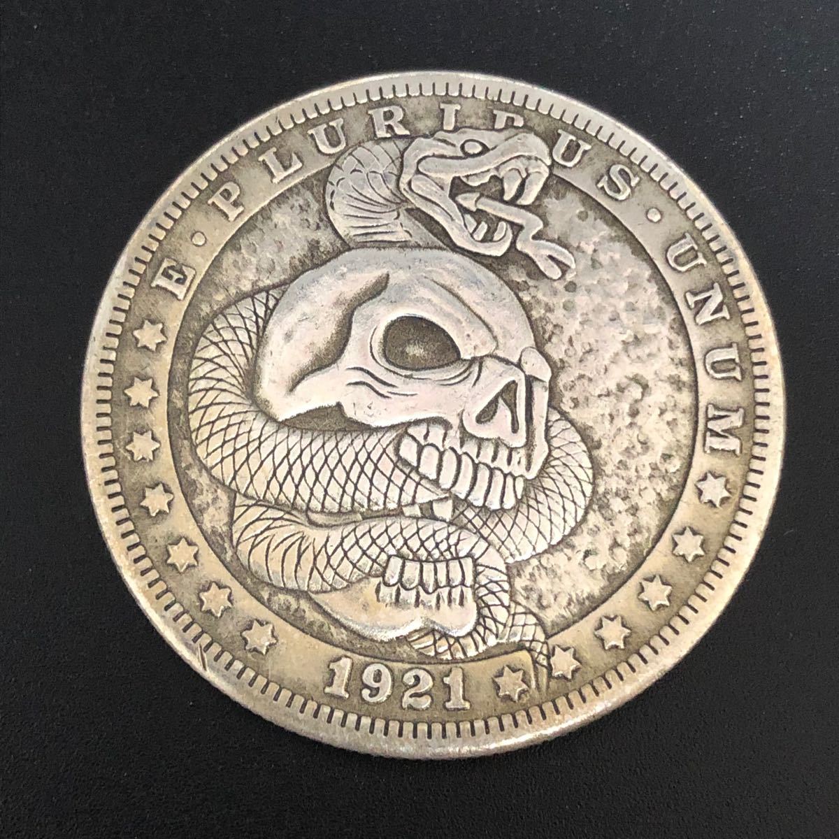 古銭　アメリカ　髑髏と蛇　1ドル　アンティークコイン　絵銭