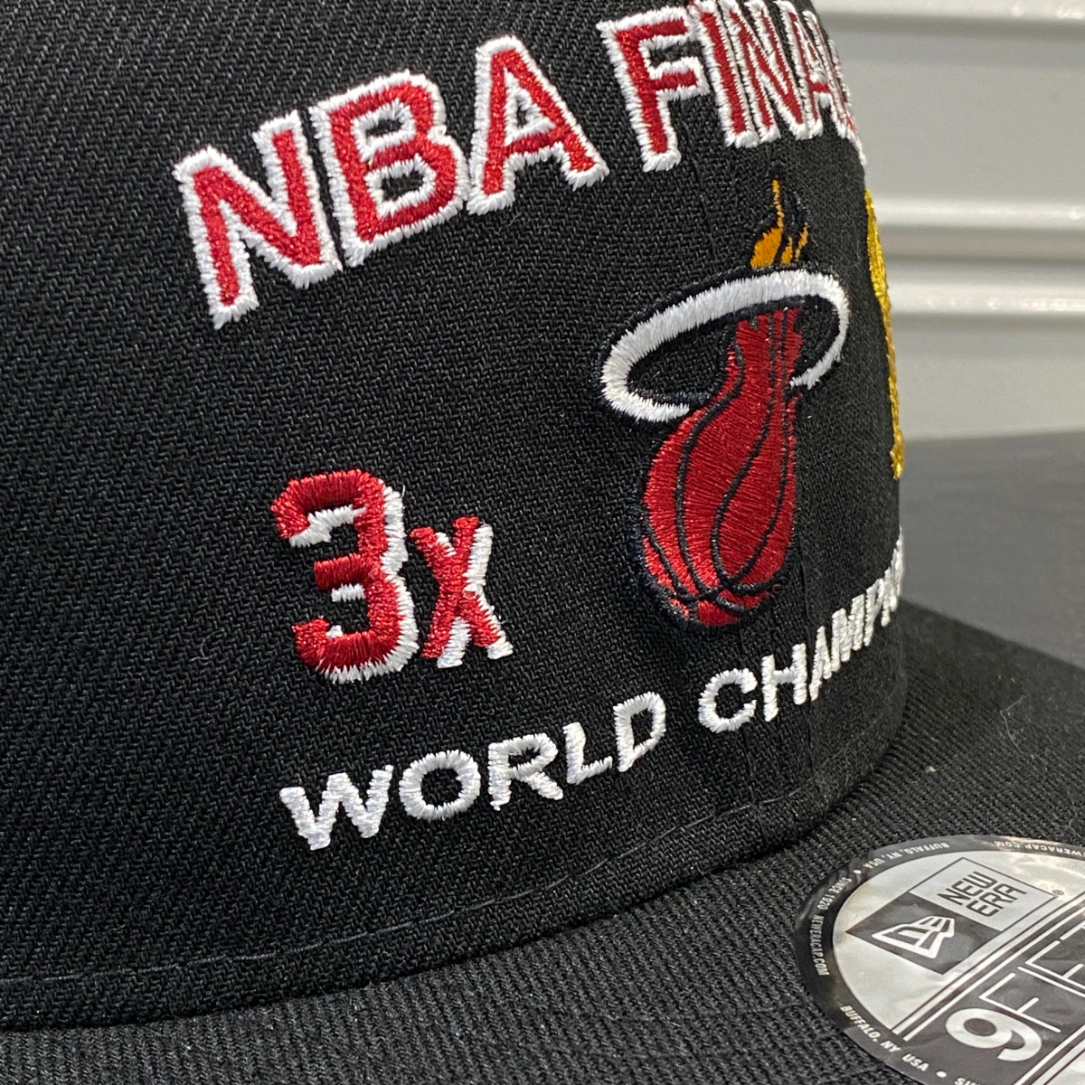 ラスト1 USA限定 Newera ニューエラ NBA ファイナルズ ワールドチャンピオン 9FIFTY スナップバックキャップ 黒 マイアミ ヒート HEAT_画像6