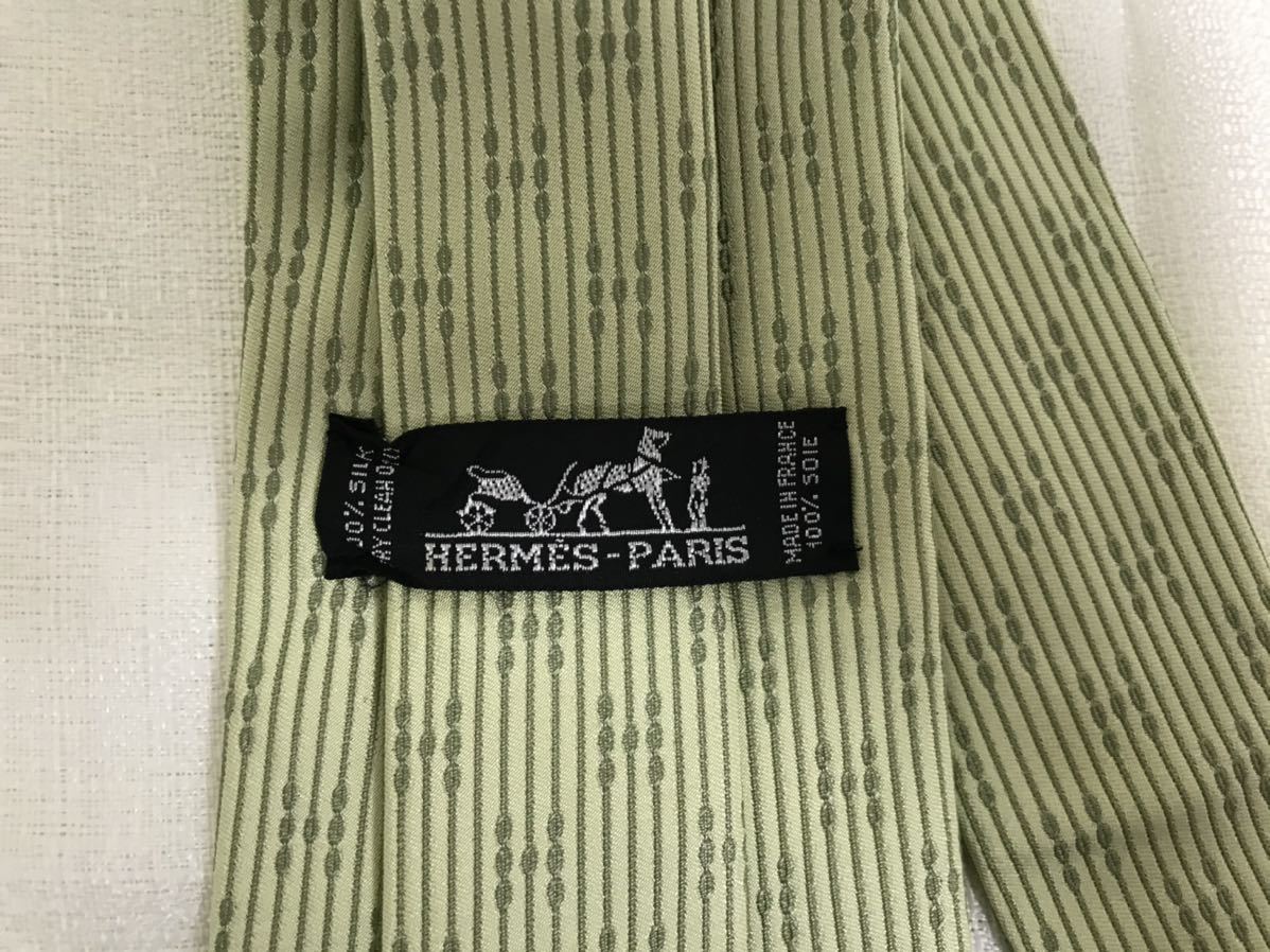 美品本物エルメスHERMESシルクネクタイビジネスイエローHロゴ柄メンズ旅行トラベルフランス製スーツ金ゴールド