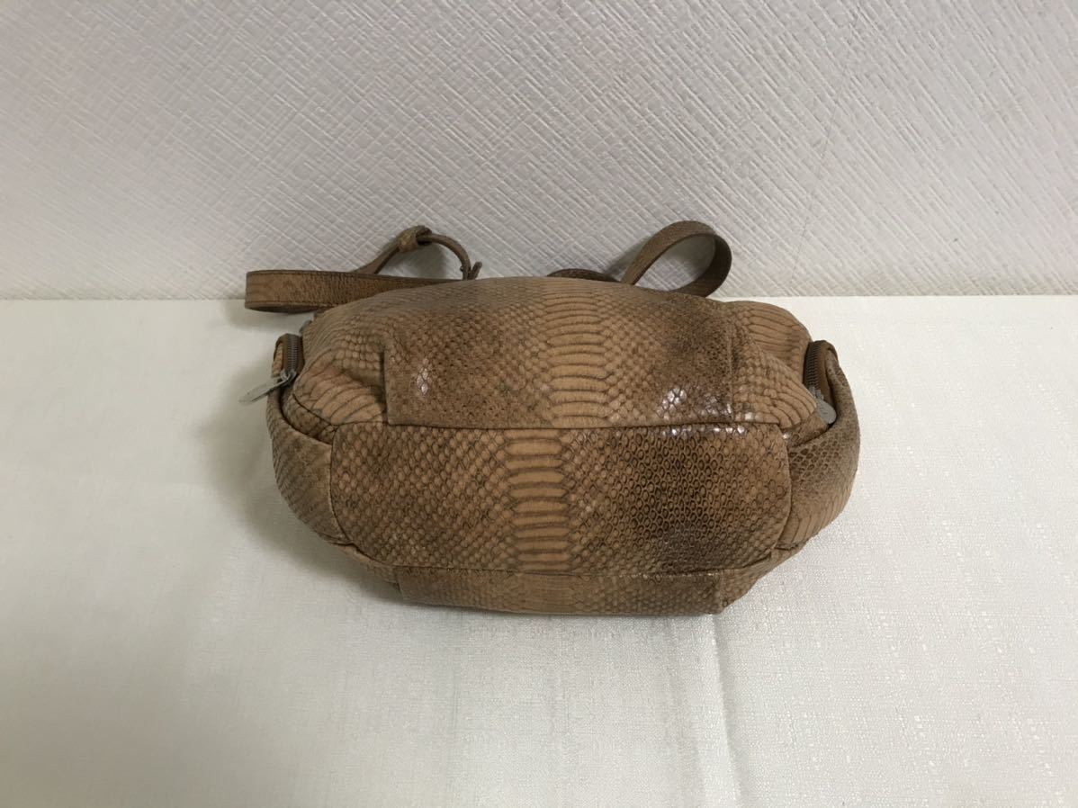 本物フルラFURLA型押しパイソン蛇皮本革レザー2wayハンドショルダー