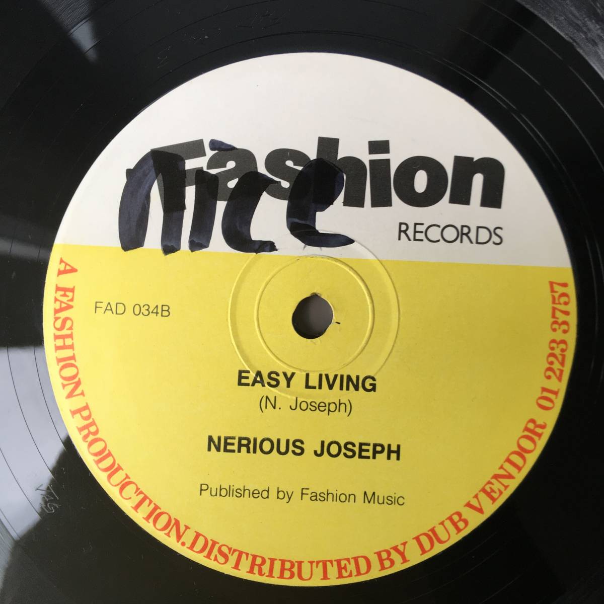 ★送料込み！Ganja Anthem！B/Lovers【Nerious Joseph - Sensi Crisis / Easy Living】12inch！Fashion UK！B：LOVE IS NOT A GAMBLEオケ！_画像2