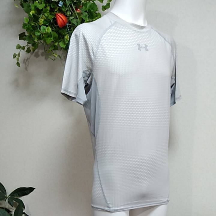 アンダーアーマー 半袖TシャツXL  ライトグレー　コンプレッション　グラデーション柄プリントがステキ　 UNDER ARMOUR