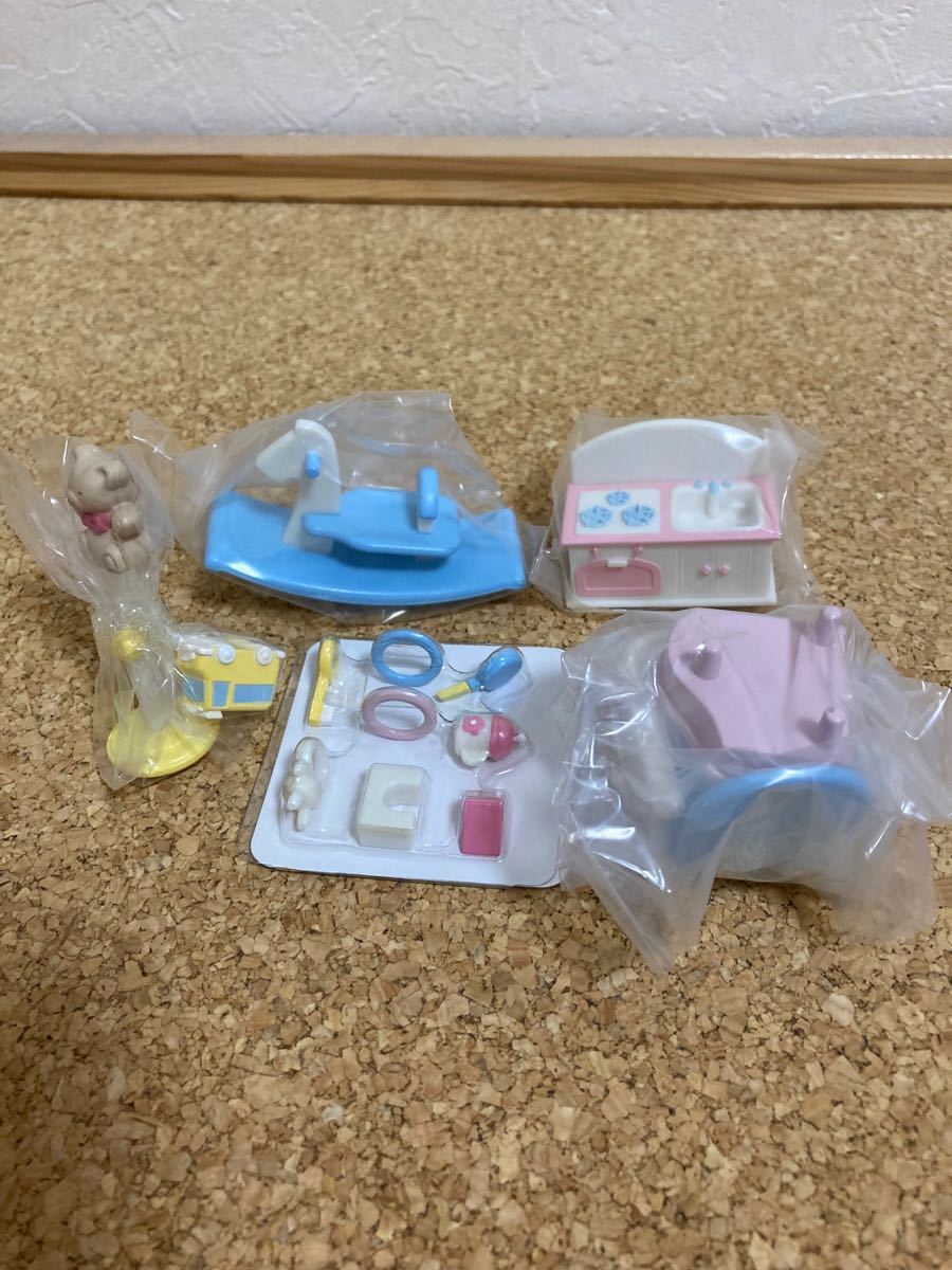 Paypayフリマ 未使用品 シルバニアファミリー 家具 赤ちゃんおもちゃセット カ 211 Paypayフリマ 未使用品 シルバニアファミリー 家具 赤ちゃんおもちゃセット カ 211