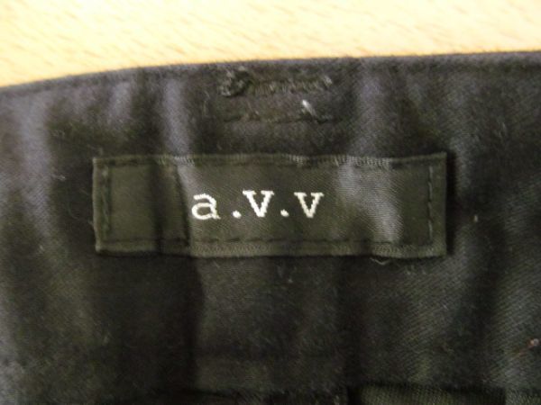 (42349)a.v.v アーヴェヴェ　クロップド　パンツ　ブラック　S　USED_(約)ヒップ45 わたり幅24 裾幅14cm
