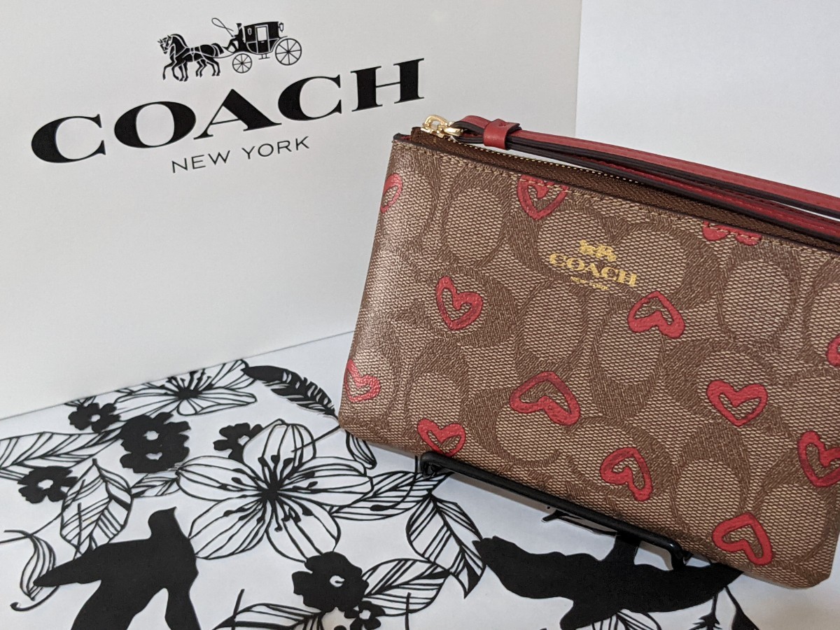 新品未使用 COACHコーチ シグネチャーハートリストレットポーチ｜Yahoo