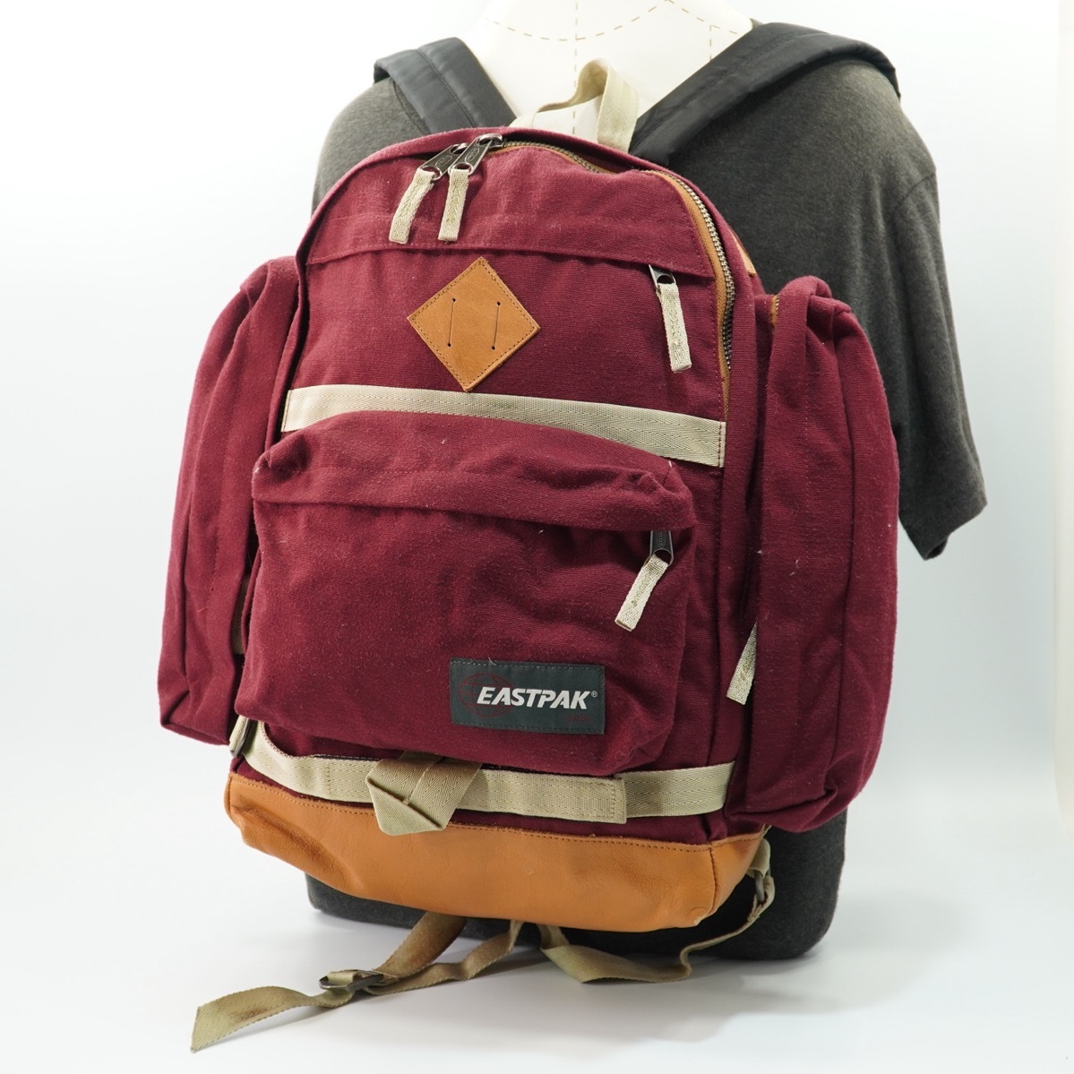 送料無料 YouTubeアリ 美品 定価円 イーストパック EASTPAK 送料無料 YouTubeアリ 美品 定価円 イーストパック EASTPAK