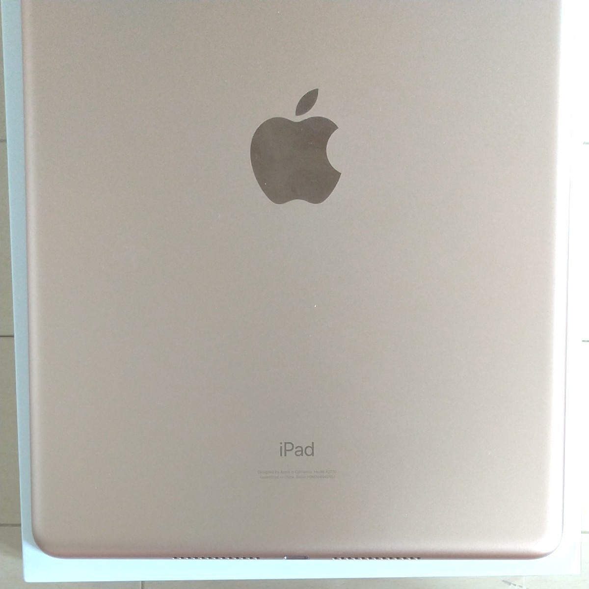 Apple iPad 第8世代 Wi-Fi 128GB 10.2インチ ゴールド fgaeet.org