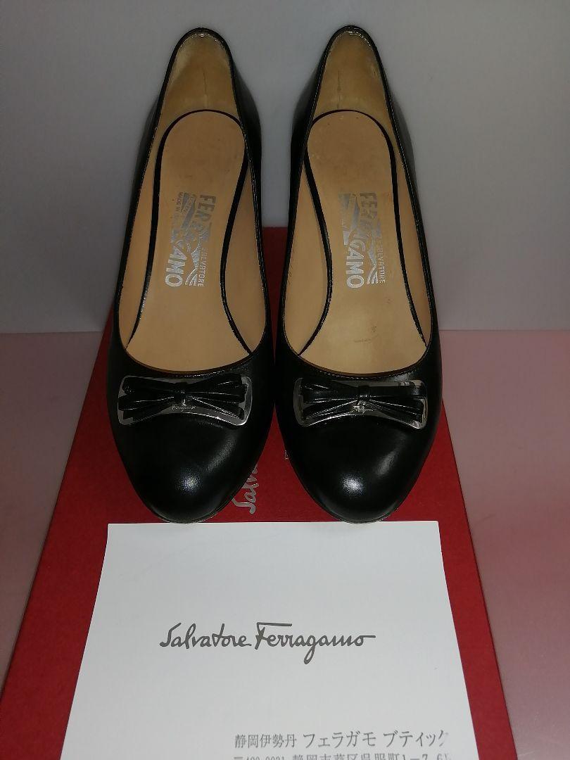 美　　　 　　品 ！ Salvatore Ferragamo　サルヴァトーレ フェラガモ 　パンプス　 20501107