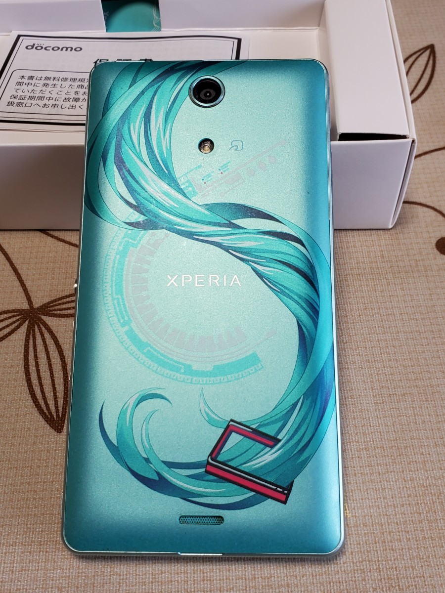 ジャンク品】SO-04E Xperia A feat HATSUNE MIKU 初音ミク 中古 ジャンク品】SO-04E Xperia A feat HATSUNE MIKU 初音ミク 中古