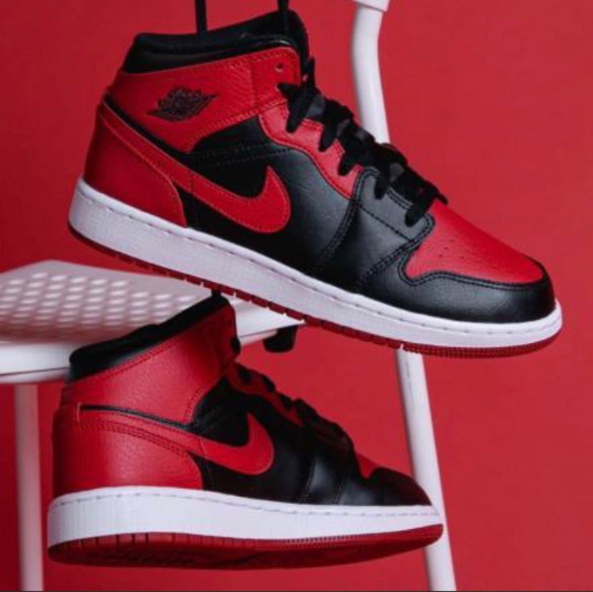 26】NIKE AIR JORDAN 1 MID エアジョーダン1 赤黒 BRED 554724 26】NIKE AIR JORDAN 1 MID エアジョーダン1 赤黒 BRED 554724
