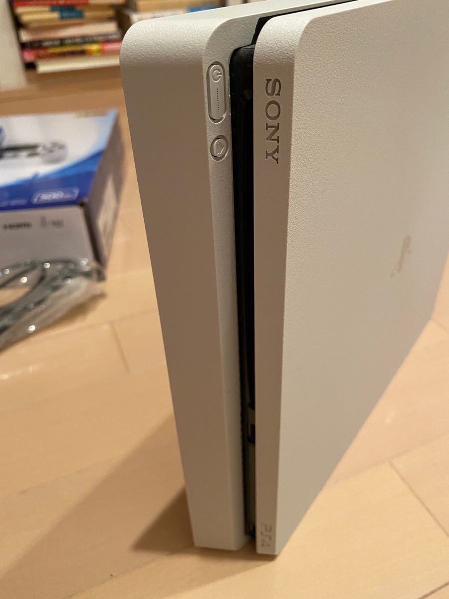 PS4 本体 おまけ（ソフト6本他）CUH-2200A ホワイト 500GB
