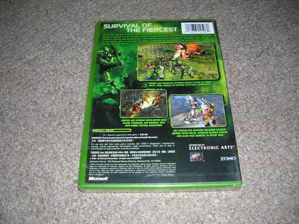 XBOX* Alien vs Predator overseas edition ( China?)* unopened * out vinyl crack 