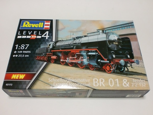  Germany Revell 1/87 Germany National Railways BR01 & ton da-2\'2\' T32 steam locomotiv Express Locomotive BR01 with Tender Revell 02172