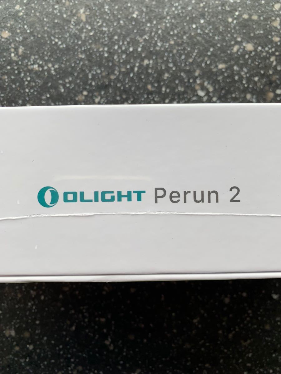 新品　Olight Perun 2 ヘッドライト LEDライト オーライト　 懐中電灯　2500ルーメン　 LED キャンプ