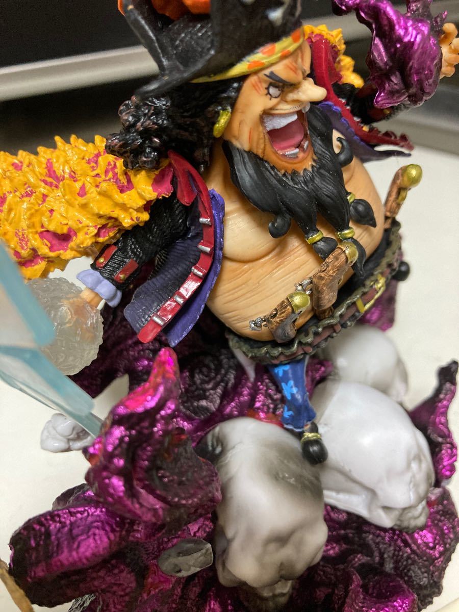 ONE PIECE ワンピース 黒ひげ·ティチ フィギュア 22cm ワンピース フィギュア 黒ひげ ティーチ 新世界|Yahoo!フリマ