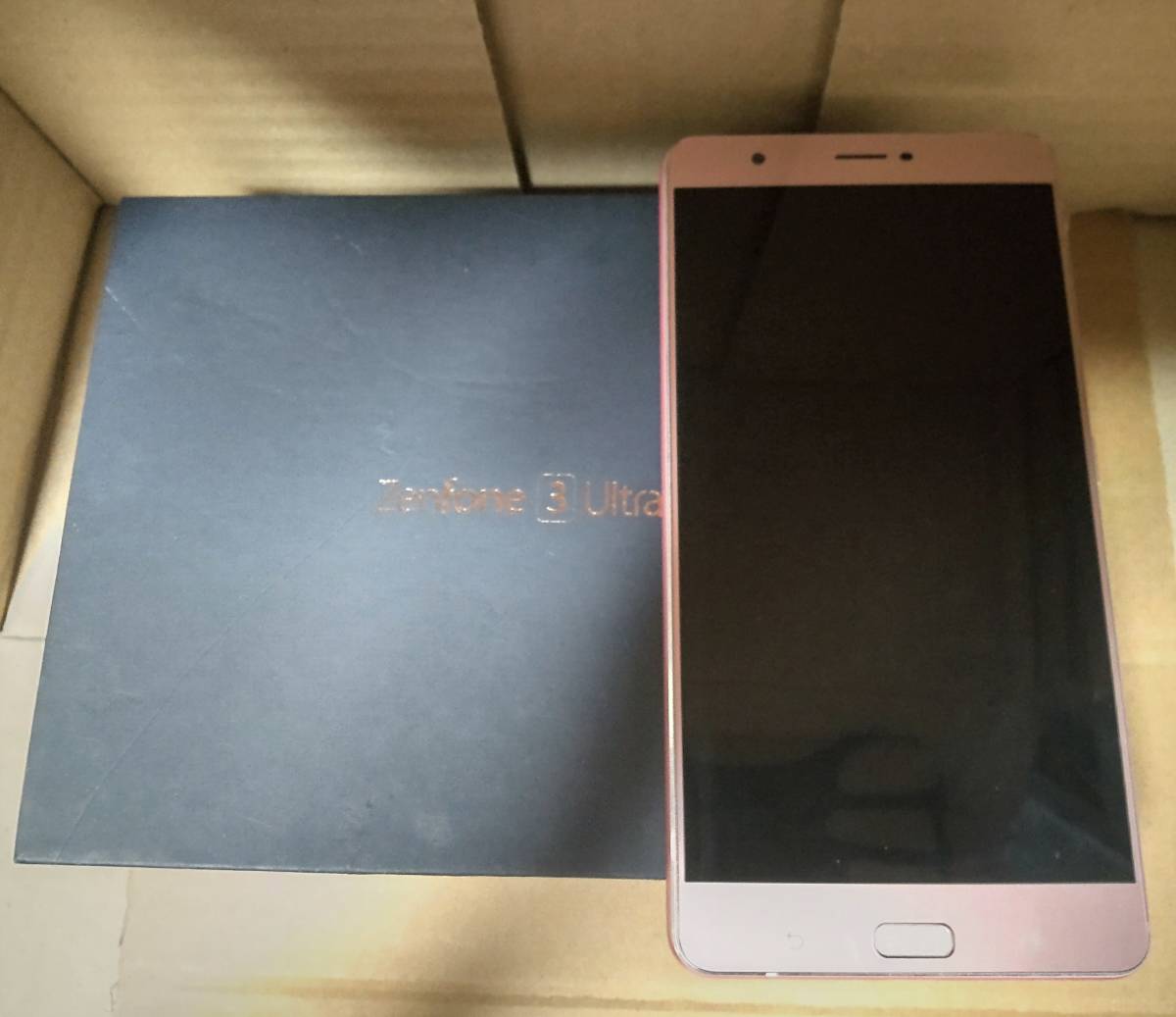 お気に入り】 新品未開封 zenfone3 ASUS_z012DA ブラック 128GB