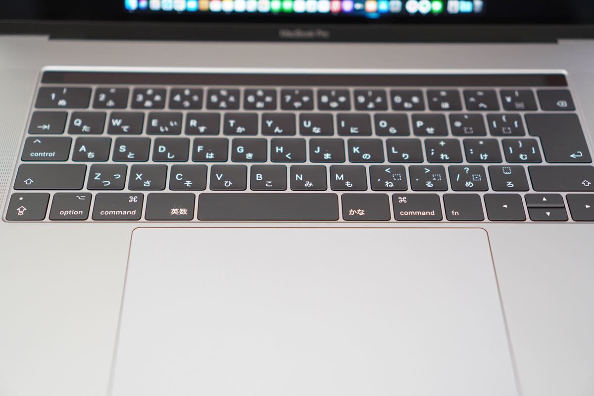 送料無料 Apple MacBook Pro Retina Core i7 /15インチ/Radeon Pro 455