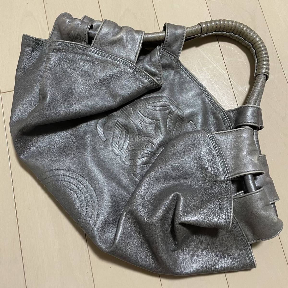 本物 名作 LOEWE ロエベ ナッパアイレ レザー ハンドバッグ シルバーグレー系_画像10