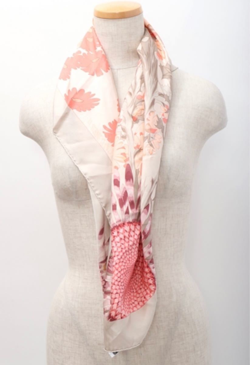 エルメスHERMES 〜FLEURS et CARLINES II 〜花柄 カレ