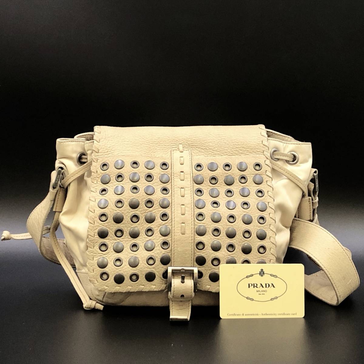 PRADA プラダ 総スタッズフラップレザーショルダーバッグ