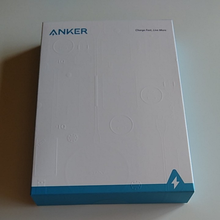 Paypayフリマ 新品 Anker Powercore Essential 000 ホワイト モバイルバッテリー Iphone アンカー Paypayフリマ 新品 Anker Powercore Essential 000 ホワイト モバイルバッテリー Iphone アンカー