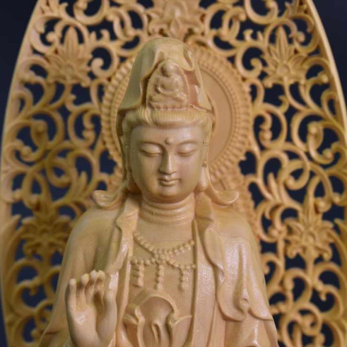 木彫り仏像　観音菩薩　供養　メモリアル　 仏教美術 観音菩薩 木彫 工芸品 仏像