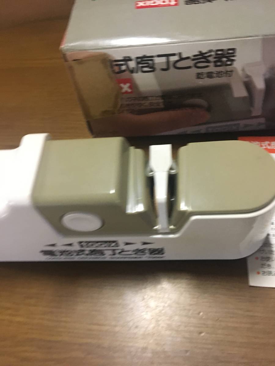 500円即決！ 美品！電池式庖丁とぎ器 トギックス DCT－01【FN】_画像5