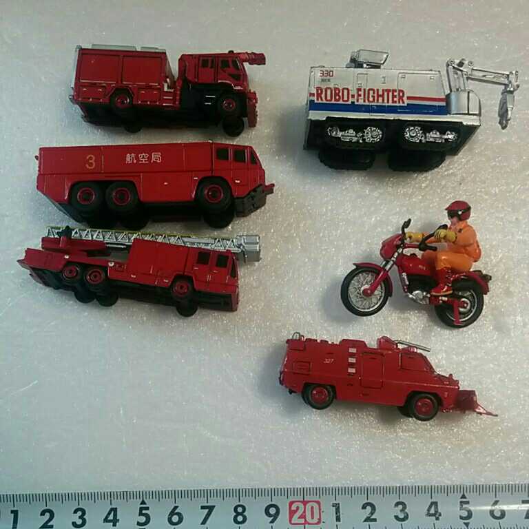  Kaiyodo Rescue 119 urgent lifesaving vehicle collection ladder attaching fire-engine airport for large science fire-engine maneuver .. construction car large less person . water car maneuver two wheel car etc. 