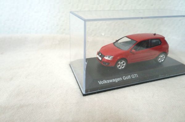 VW Golf GTI 1/43 minicar Norev Volkswagen GOLF red 