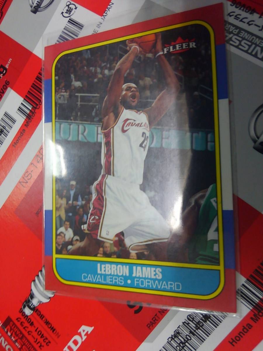 UD/Fleer 2006-07 Fleer】71of132 /LeBron James○ www.cleanlineapp.com