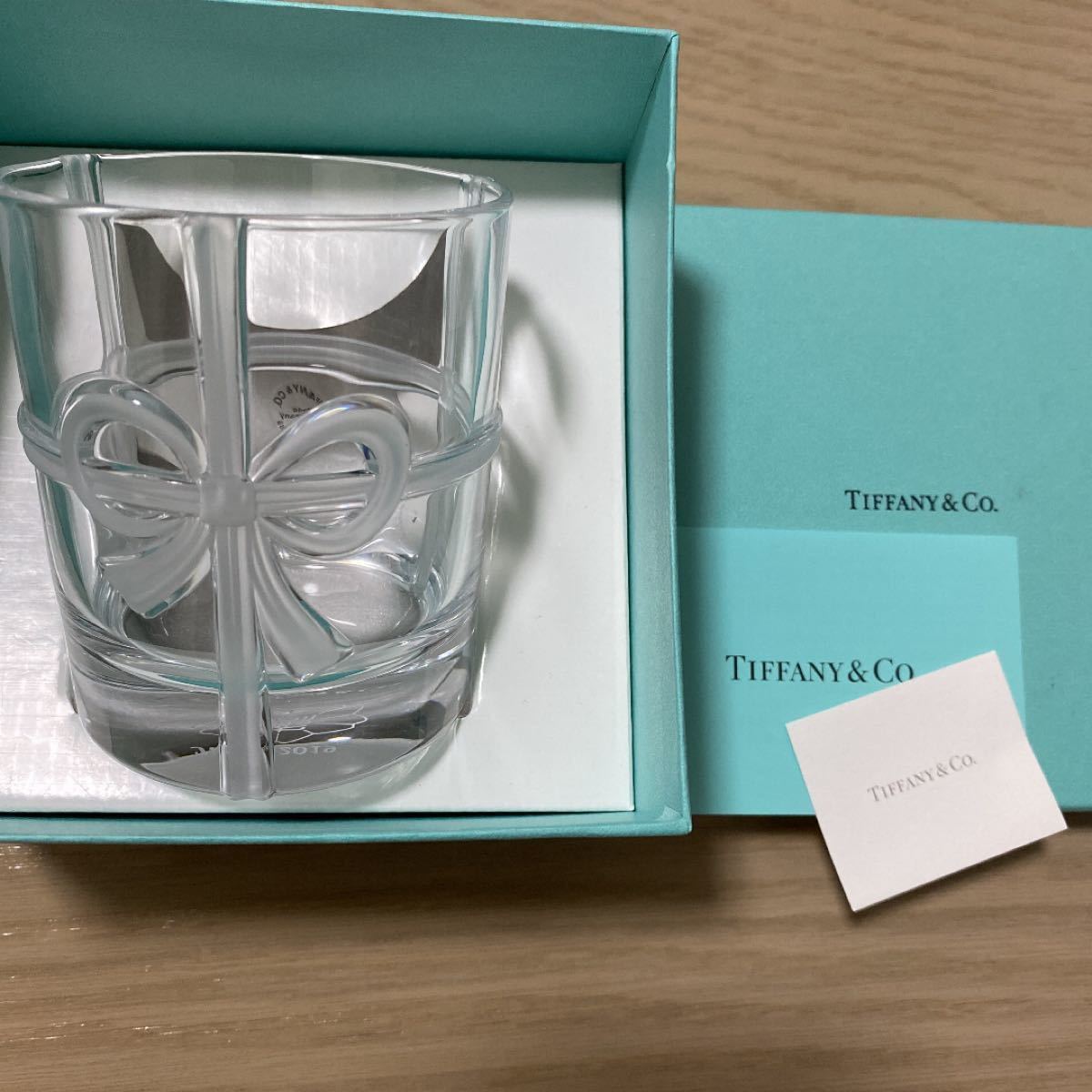 TIFFANY & CO ティファニーリボングラス箱 入り