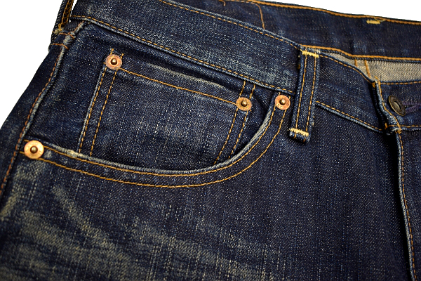 K-2690★Levi's リーバイス 503-03★日本製 色落ち抜群 鬼ひげ縦落ち ヴィンテージ加工 濃紺インディゴデニム ストレートジーンズ W33_画像5