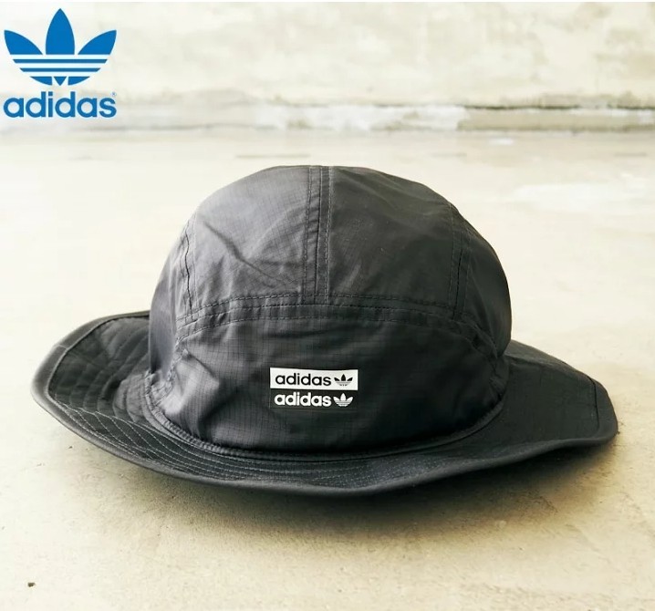 新品　adidas アディダス バケットハット　帽子　キャップ　メンズ　レディース　黒