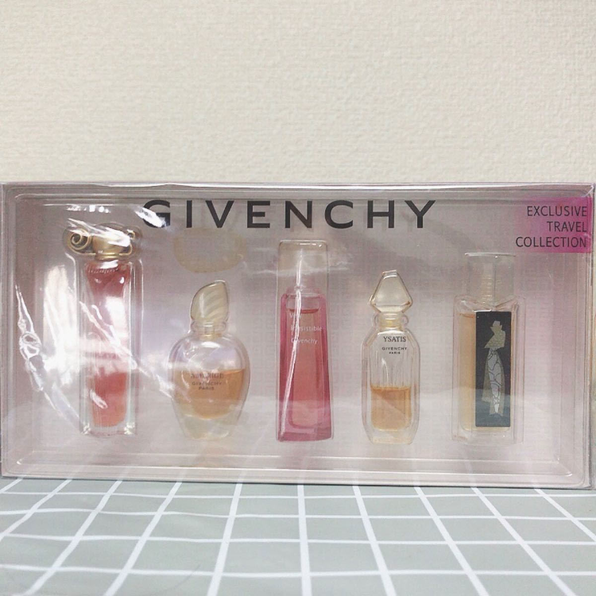 GIVENCHY ジバンシー セット ミニ香水 注目の福袋！ ミニ香水