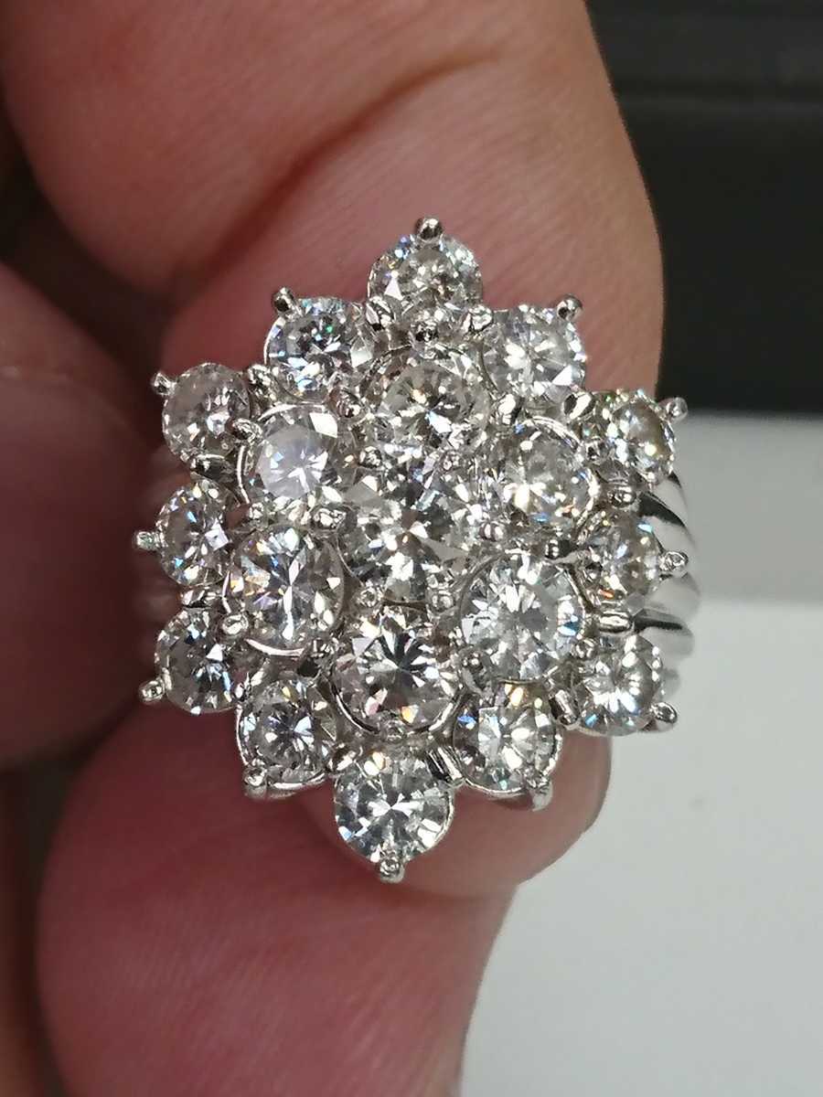 pt900 ダイヤモンド フラワーリング 3カラット 3ct プラチナ（¥228,000